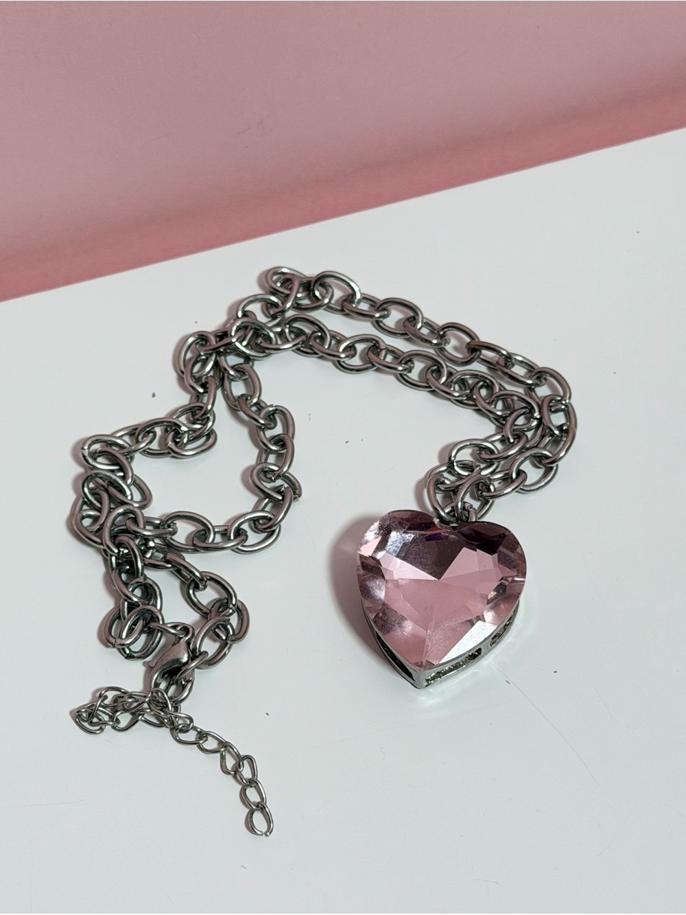 Y2K 2000s mcbling pink silver chain heart pendant necklace